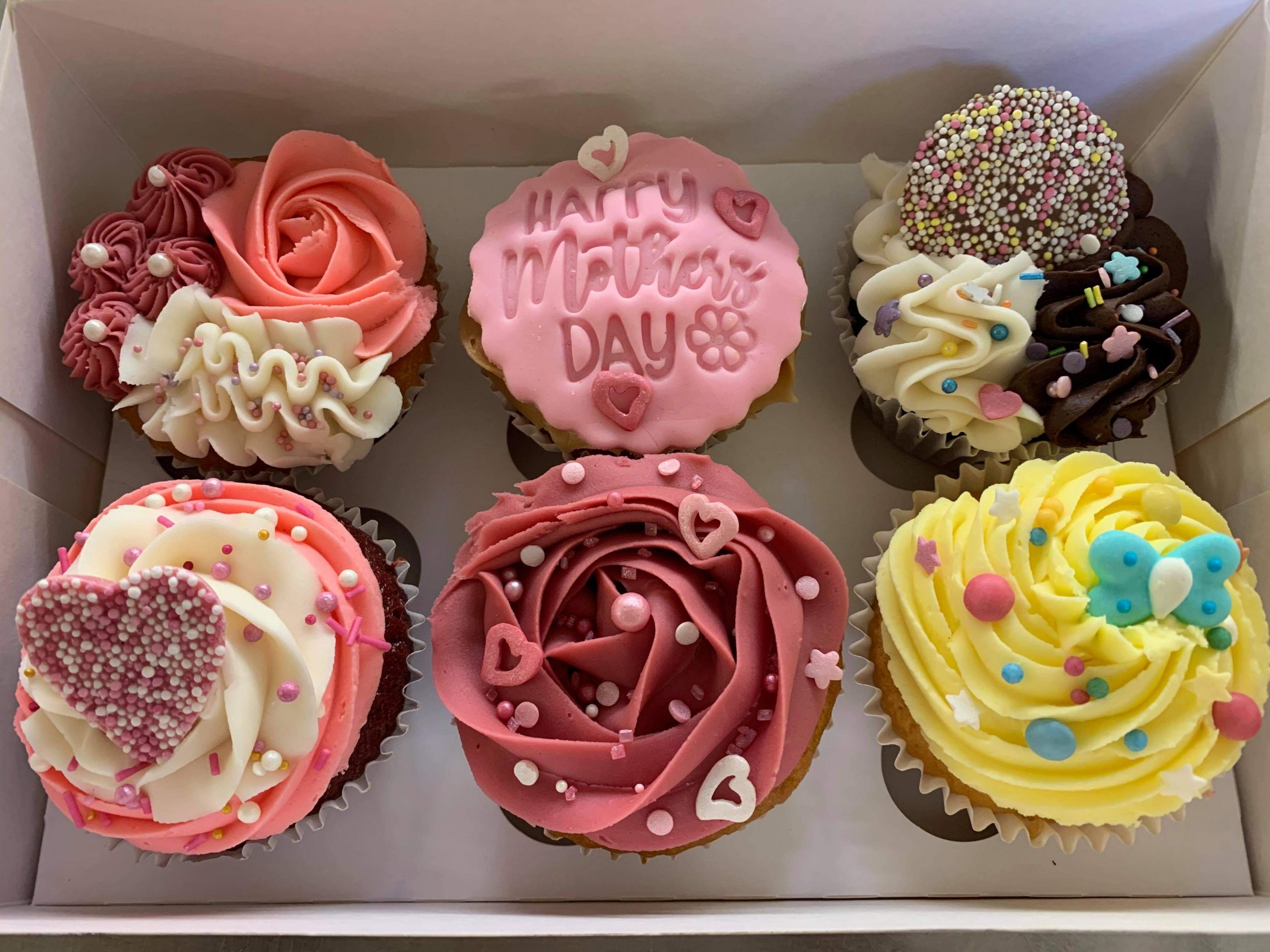 Mother’s Day Cupcake Box (6)